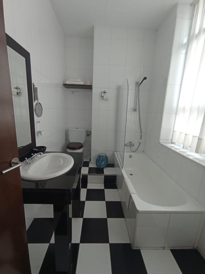 Hotel / Restaurante La Pepa Авила Экстерьер фото