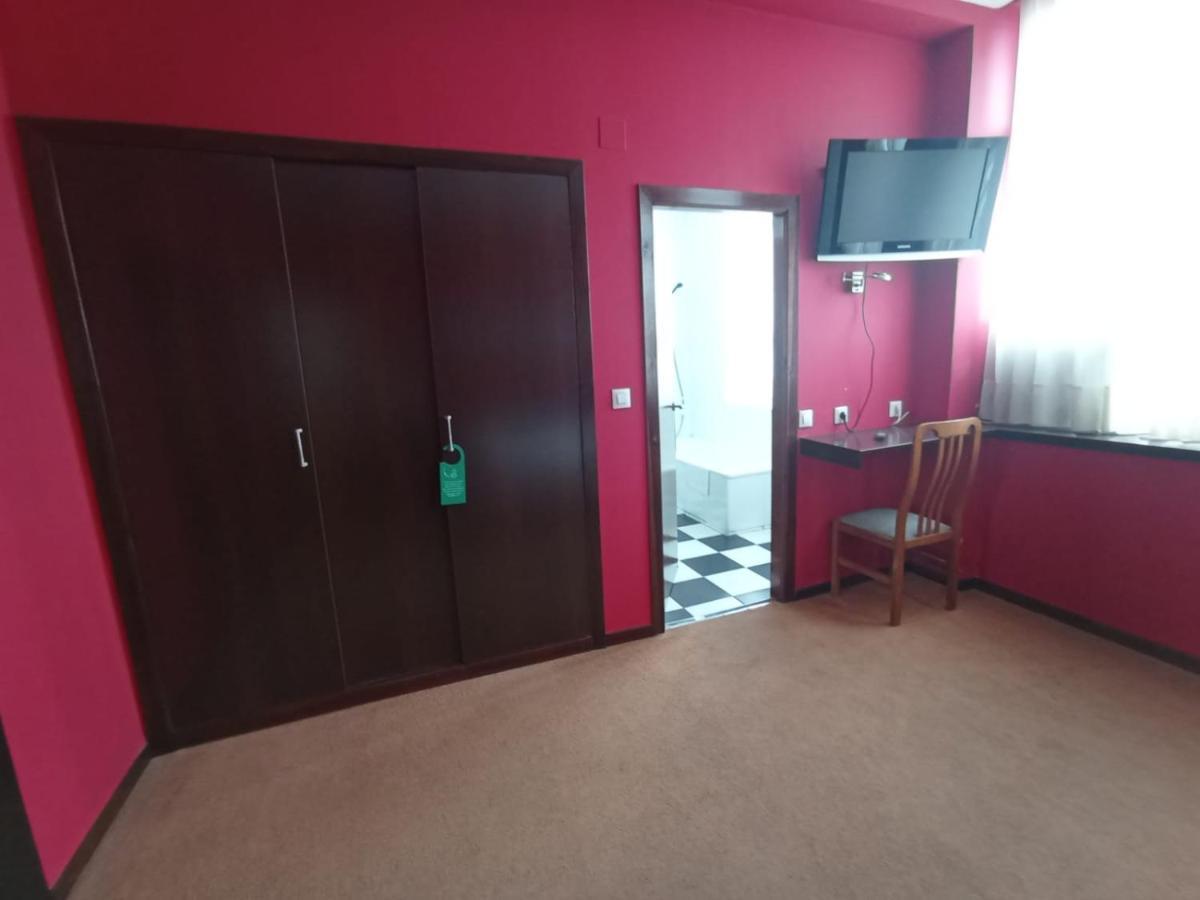 Hotel / Restaurante La Pepa Авила Экстерьер фото